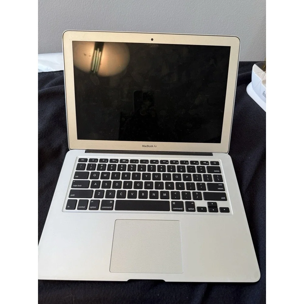 Apple MacBook Air ‎ Model A1466 EMC 2632 2013 Space Gray